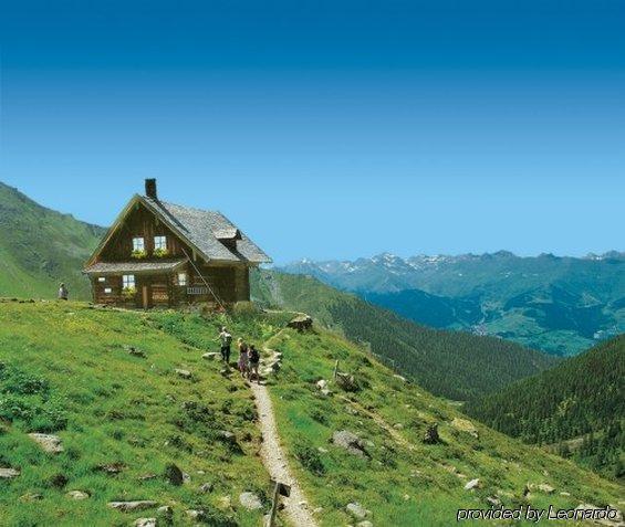 Hotel Edelweiss Pfunds Kültér fotó